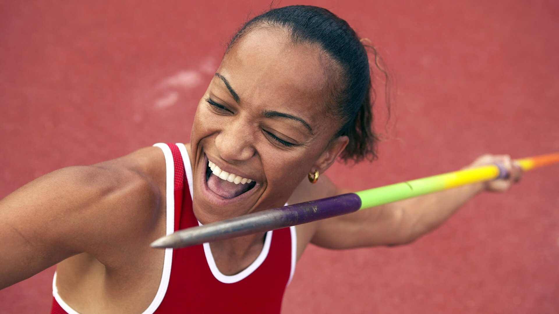 西甲争冠白热化，皇马、巴萨、赫罗纳三强鼎立，谁能问鼎本赛季冠军？